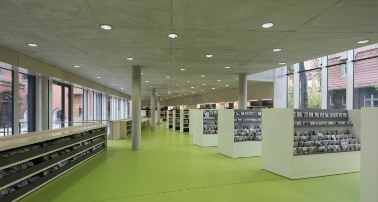 DEU, Berlin, 05/2015, Bibliothek Alte Feuerwache, Berlin Schöneweide, Architekt: Chestnutt Niess, Bildtechnik: Digital-KB