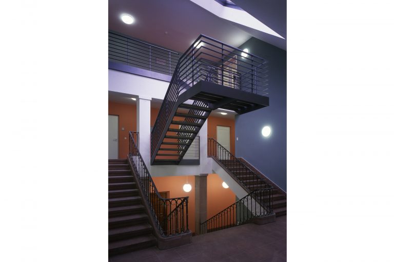 lib_02picture