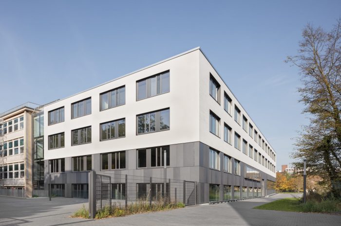 DEU, Köln 10/2019, Chestnutt Niess Architekten, Erweiterungsbau Genoveva- Gymnasium, Köln Bildtechnik: Digital-KB